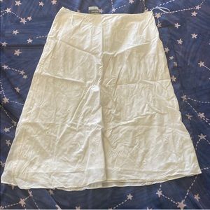White vintage skirt